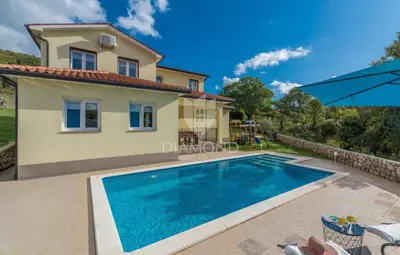 Kuća 154 m², Labin okolica - bazen i okućnica