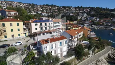 Rabac, stambeno-poslovni objekt prvi red do mora - 9
