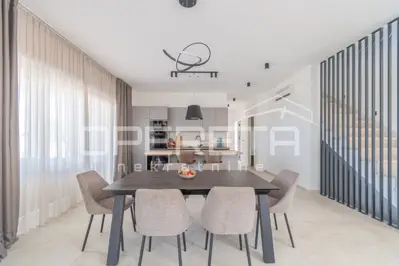 Haus 360 m², Tar-Vabriga - Pool und Meerblick - 5