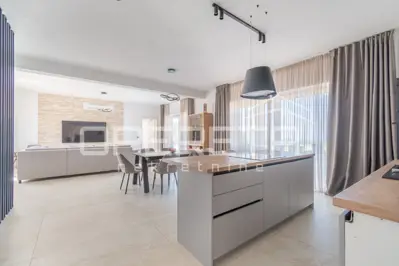 Haus 360 m², Tar-Vabriga - Pool und Meerblick - 3