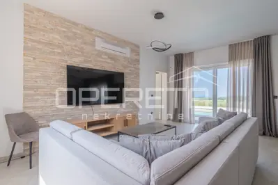 Haus 360 m², Tar-Vabriga - Pool und Meerblick - 2