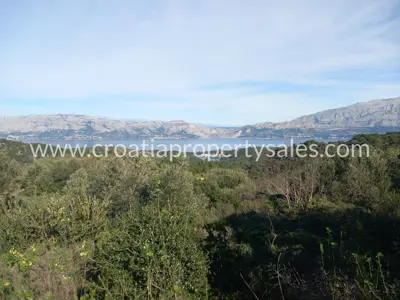 Grundstück, Brač, 24 660 m², 99 000 € - 3