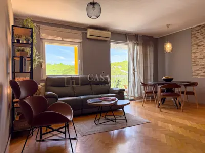 Apartment in Rijeka, Škurinje - quiet dead-end street