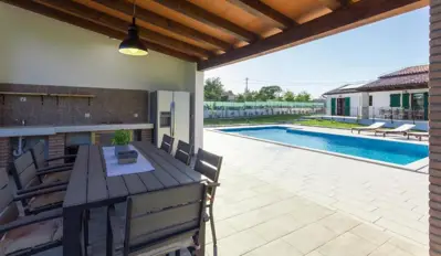 Stone house 220 m², Barban, heated pool and garden 1,900 m² - 22