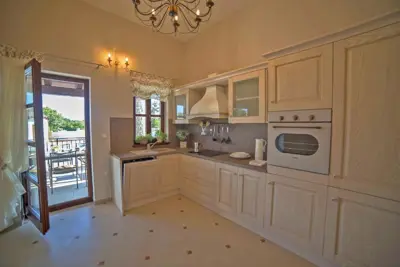 Stone house 220 m², Barban, heated pool and garden 1,900 m² - 10