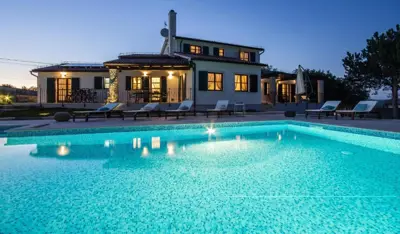 Steinhaus 220 m², Barban, beheizter Pool und Grundstück 1.900 m²