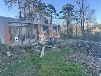 Bauland 1.200 m², Pobri - Baugenehmigung - 2