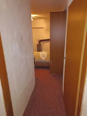 Haus in Dobrinj, Zentrum der Insel Krk, in der Nähe des Geschäfts - 7