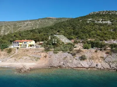 Kuća 230 m², Sveti Juraj - prvi red do mora - 12