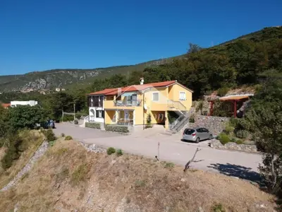 Kuća 230 m², Sveti Juraj - prvi red do mora - 8