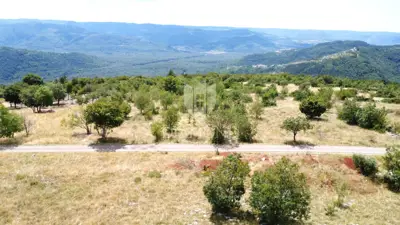 Land 9,181 m², Oprtalj - panoramic views - 2