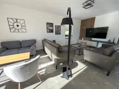 Villa 220 m², Svetvinčenat - pool and grounds 767 m² - 4