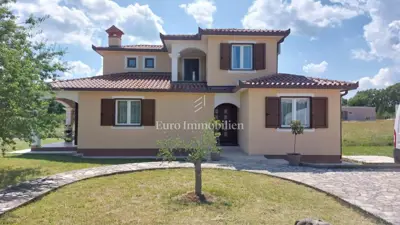 Kuća 154 m², Labin - mirna lokacija i terasa - 17