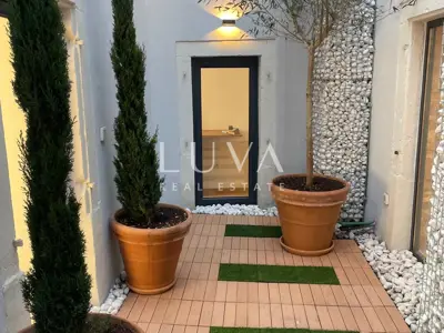 Wohnung 150 m², Šibenik - Riva, Panoramablick auf das Meer - 12