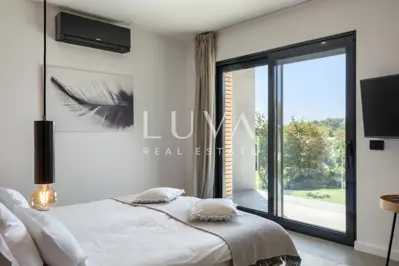 Villa 300 m², Brajkovići near Pazin - heated infinity pool - 19