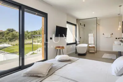 Villa 300 m², Brajkovići near Pazin - heated infinity pool - 22