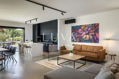 Villa 300 m², Brajkovići near Pazin - heated infinity pool - 7