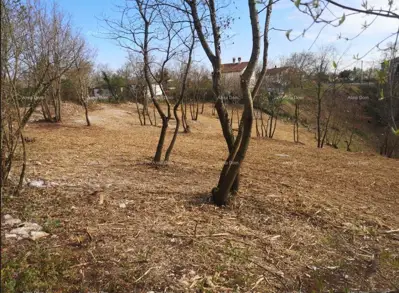 Prodaja - - atraktivno građevinsko zemljište s pravomoćnom građevinskom dozvolom, Svetvinčenat! - 5