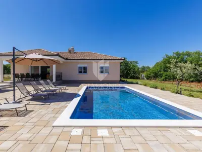 Istria, Labin, house with a large building plot - 7
