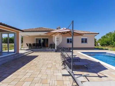 Istria, Labin, house with a large building plot - 3