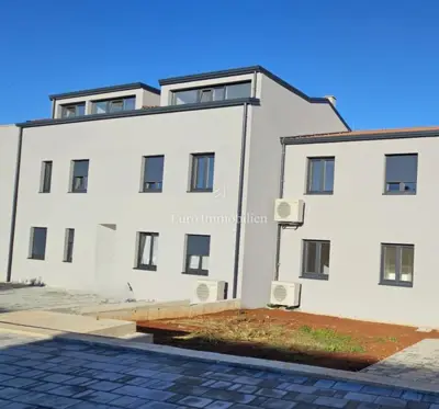 Wohnung zum Kauf in Poreč, 76,5 m²