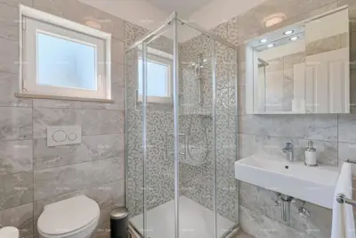 Villa 180 m², Fažana - ruhige Lage und Pool - 18