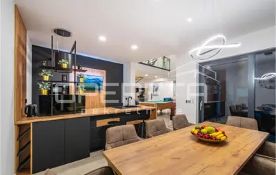 House for sale in Maslenica, 256 m² - 13