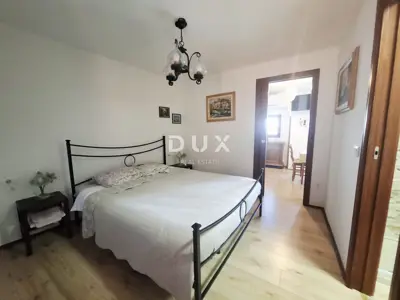 House 95 m², Rovinj - first row to the sea and sea view - 7
