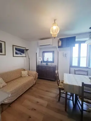 House 95 m², Rovinj - first row to the sea and sea view - 6