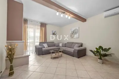 House for sale in Marčana, 170 m² - 12