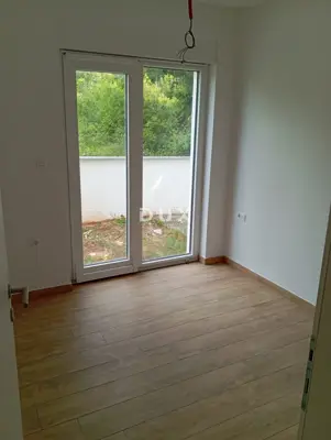 Stan 69 m², Medulin - vrt i parkirno mjesto - 3