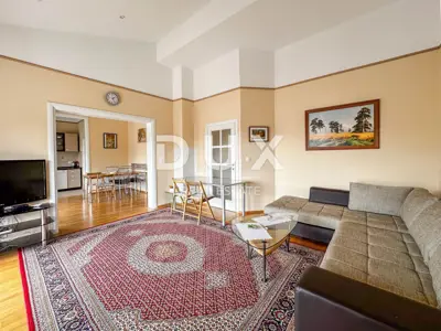 Haus 505 m², Oprić - 5 Wohneinheiten - 16