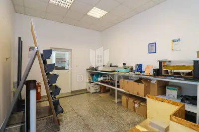 Hall 490 m², Poreč - production facility and office space - 5