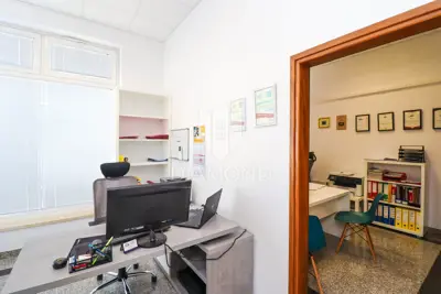 Hall 490 m², Poreč - production facility and office space - 8