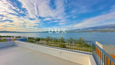 Villa 175,9 m², Novigrad - 60 m vom Meer - 2