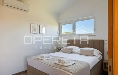 Haus 250 m², Poreč - ruhige Siedlung und Pool - 11