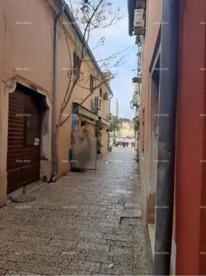 Gewerberaum 99 m², Rovinj Zentrum - zwei Etagen und Studio