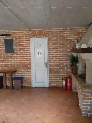 Gewerberaum 99 m², Rovinj Zentrum - zwei Etagen und Studio - 11