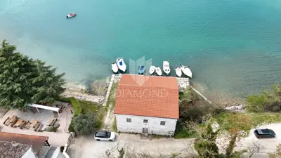 Istra, Poreč, exklusive Immobilie mit privatem Steg - 5