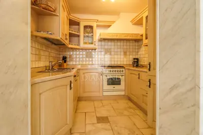 House 250 m², Umag - open sea view - 11