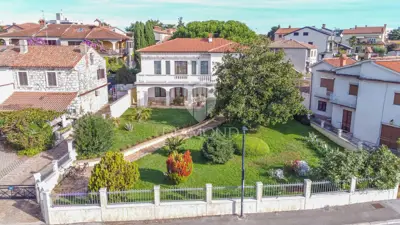 House 250 m², Umag - open sea view - 2