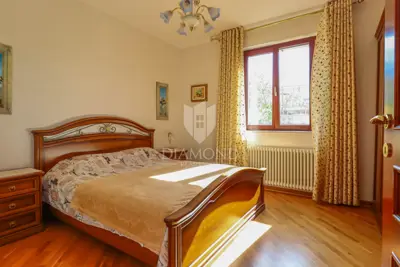 House 250 m², Umag - open sea view - 16