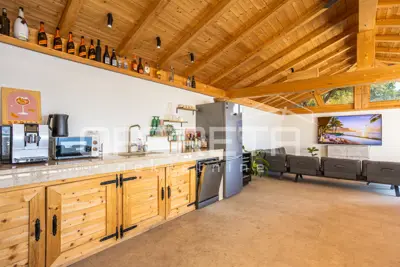 Haus zum Kauf in Jesenice, 400 m² - 4