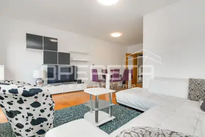 Stan 94 m², Trešnjevka sjever, Kranjčevićeva, garažno mjesto - 4