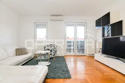 Stan 94 m², Trešnjevka sjever, Kranjčevićeva, garažno mjesto - 3
