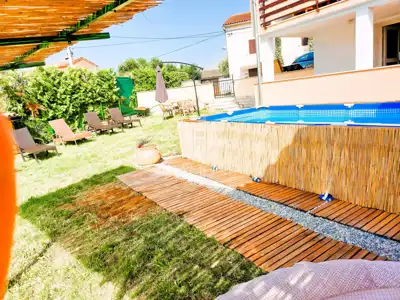 Kuća 170 m², Karojba - 4 spavaće sobe i 2 kupaonice - 4