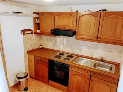 Kuća 170 m², Karojba - 4 spavaće sobe i 2 kupaonice - 13