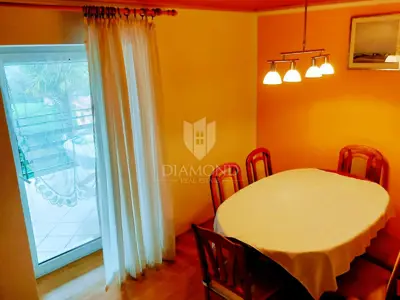 Kuća 170 m², Karojba - 4 spavaće sobe i 2 kupaonice - 12