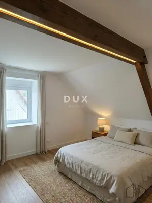 House 250 m², Delnice - center, garden and started renovation - 6