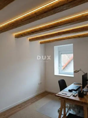 House 250 m², Delnice - center, garden and started renovation - 8